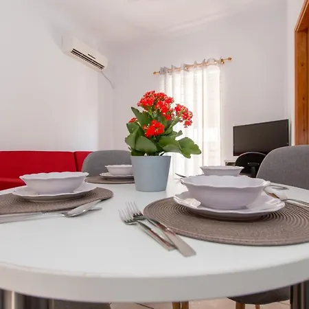 Joannas Central Apartment Kim1 Διαμέρισμα