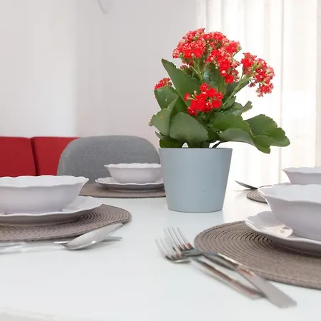 Joannas Central Apartment Kim1 *